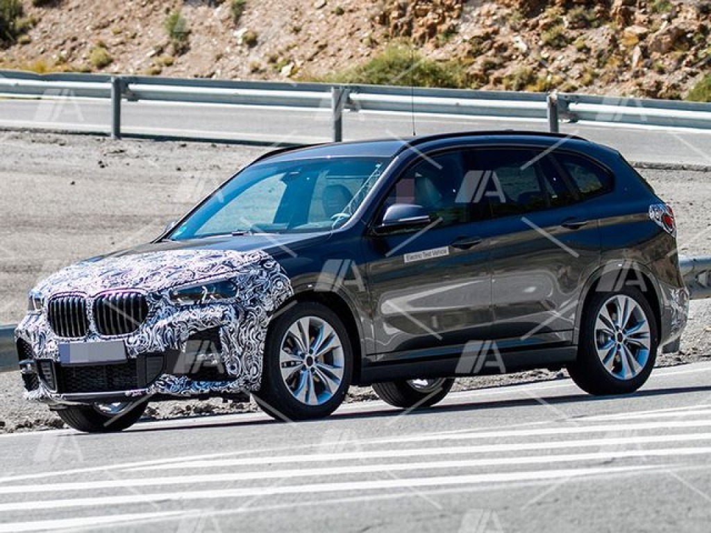 2023 BMW iX1: Electric SUV, Hybrid, and Release Date